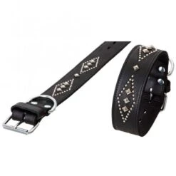 Karlie RONDO Halsband Doubliert Mit Ziernieten